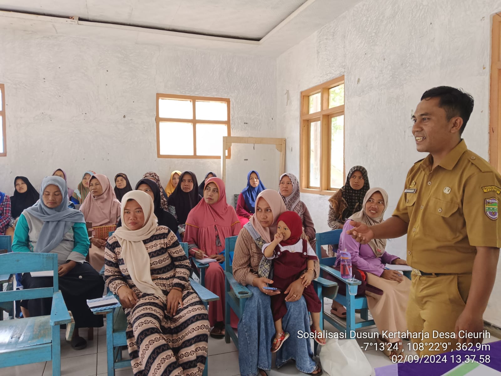 PENYULUHAN PERTANIAN DI SUB KWT DI DUSUN KERTAHARJA