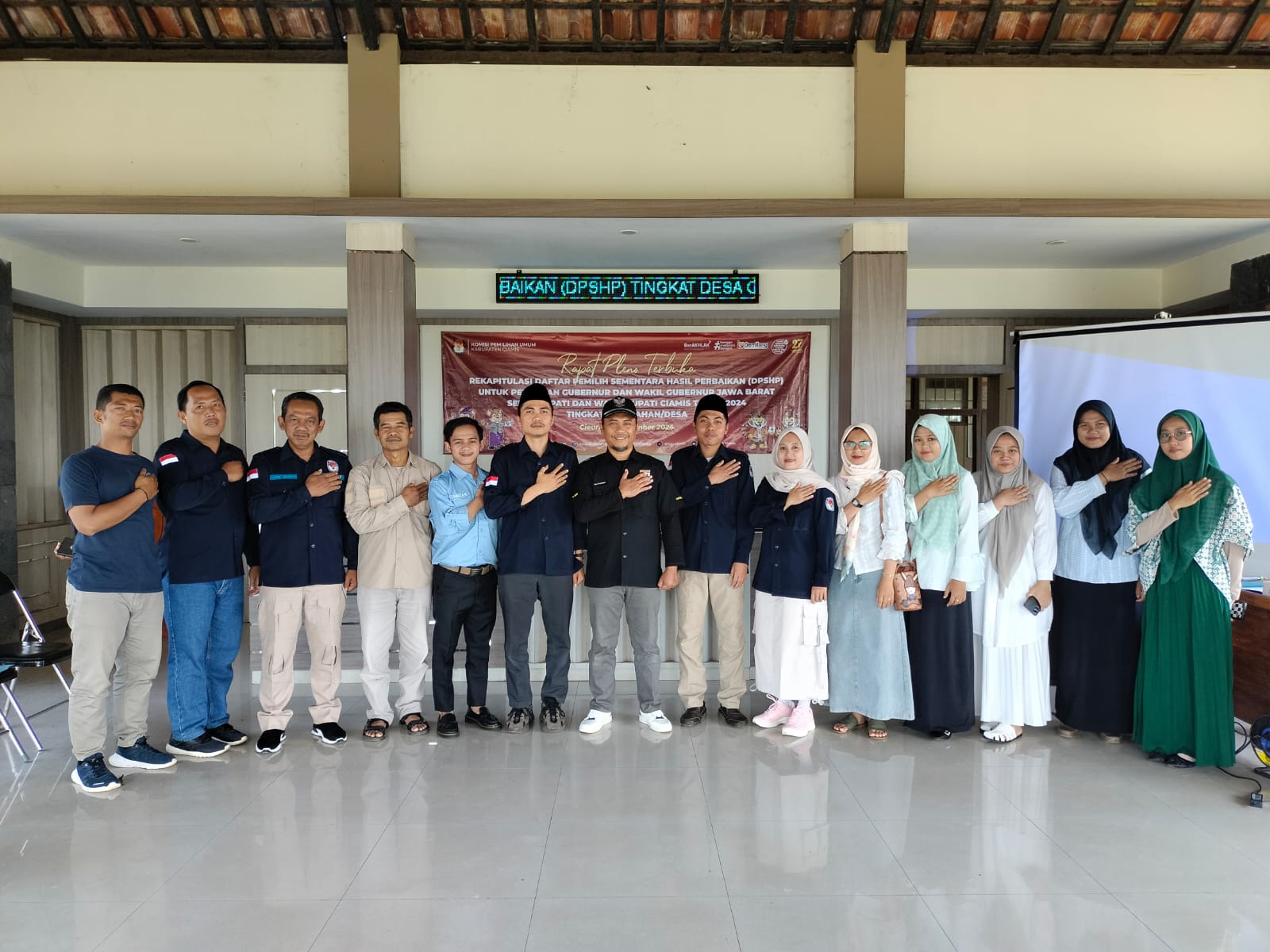 RAPAT PLENO TERBUKA DI DESA CIEURIH